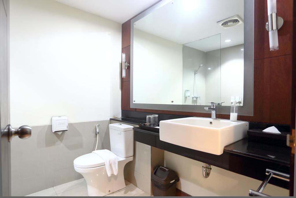 Zen Rooms Legian Dewi Sri Kuta Lombok Quarto foto